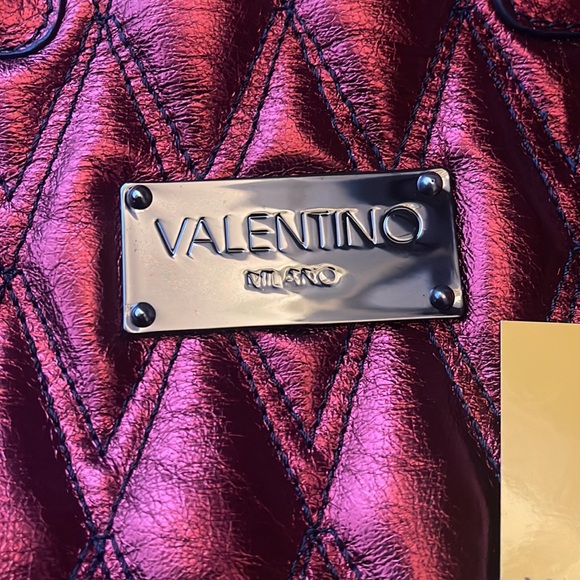 Red Limited Edition Valentino by Mario Valentino Handbag - Picture 13 of 17